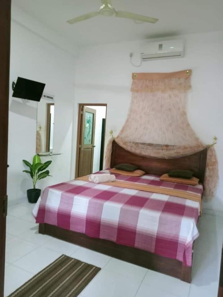 Dinimuthu Rest Inn Wellawaya Exteriör bild